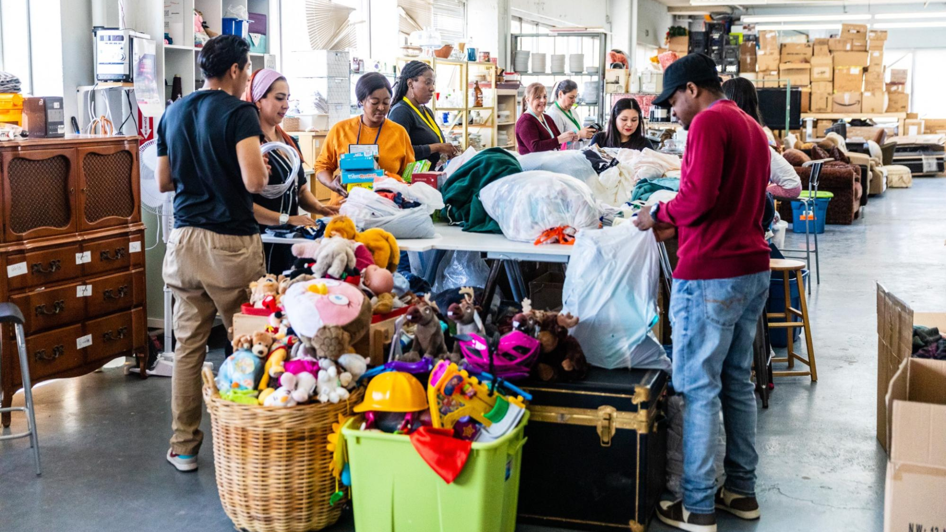 Montreal-based settlement agency Welcome Collective helps refugee claimants build new lives in the city by providing essential items, such as furniture, household goods, kitchenware and clothing.