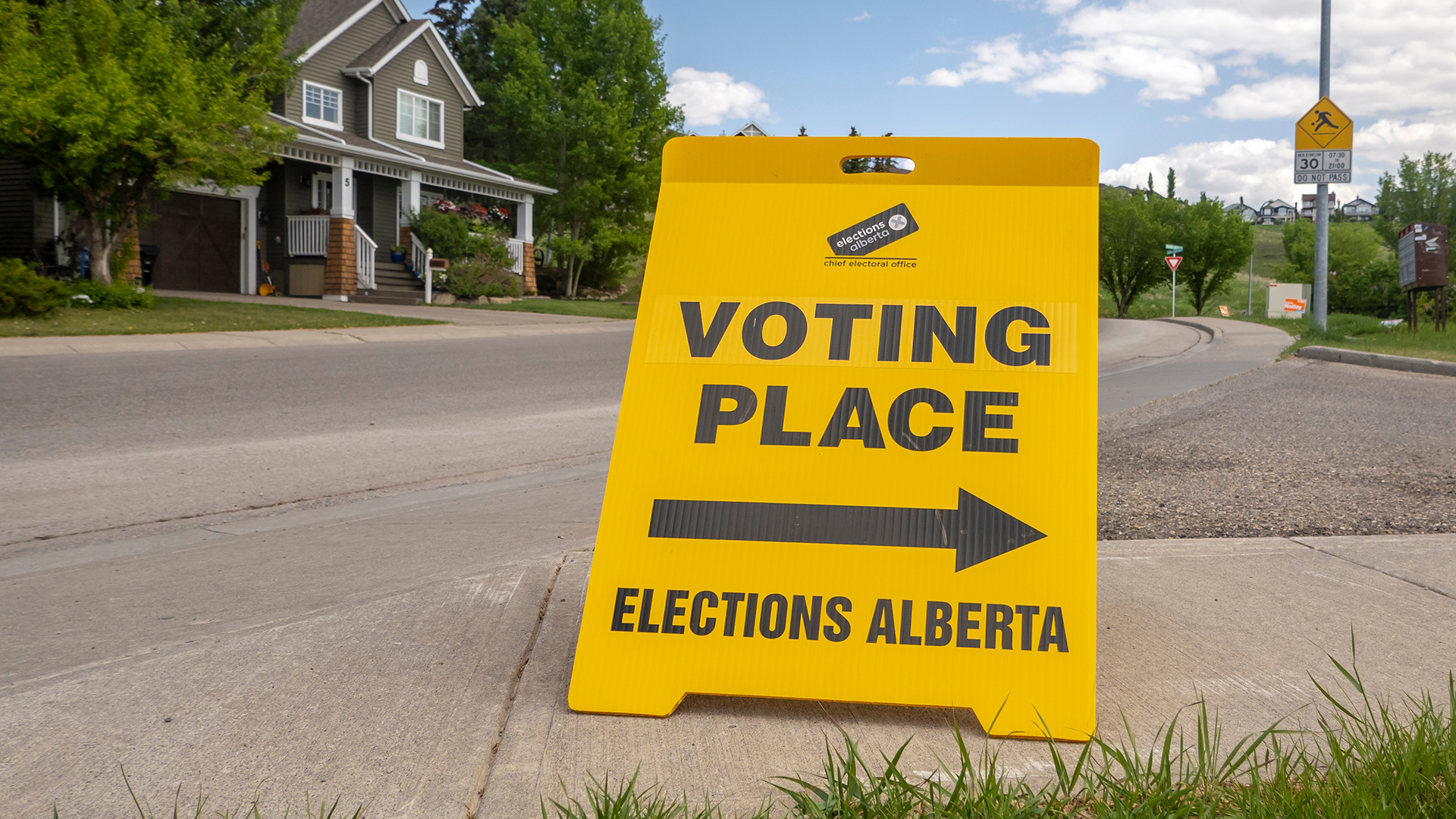 Alberta voter list breach: Non-profit workers navigating own privacy concerns while simultaneously helping vulnerable – Future of Good